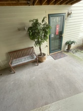 2224 Springwood Dr in Reston, VA - Building Photo - Building Photo
