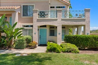 12650 Springbrook Dr in San Diego, CA - Building Photo - Building Photo