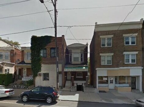 211 N 63rd St in Philadelphia, PA - Foto de edificio