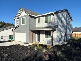 1001 Utah Dr in Placerville, CA - Building Photo