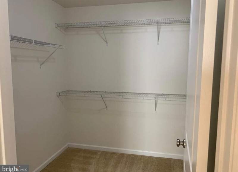 23375 Lewis Hunt Square in Ashburn, VA - Building Photo