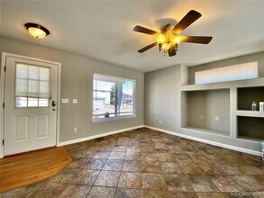 4964 Waldenwood Dr in Littleton, CO - Building Photo - Building Photo
