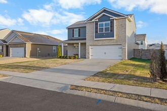 126 Stammer Farms Blvd in Chapel Hill, TN - Building Photo - Building Photo