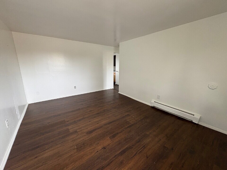 4683 W Tennessee Ave in Denver, CO - Building Photo