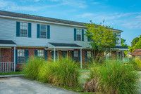 Northlake Townhomes in North Charleston, SC - Building Photo - Building Photo