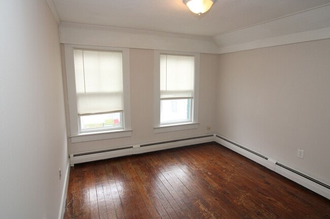 6 Smith Ct in Farmington, NH - Building Photo - Building Photo