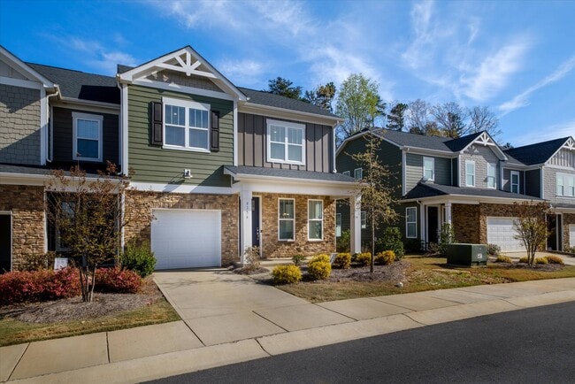 8156 Merryvale Ln in Charlotte, NC - Foto de edificio - Building Photo
