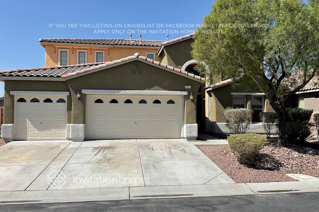 8913 Adobe Grande St in Las Vegas, NV - Building Photo