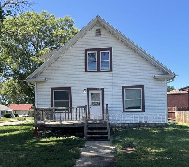 property at 2903 N 43rd St