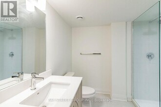 114 Alton Cres in Vaughan, ON - Building Photo - Building Photo