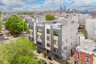 1352 N 27th St in Philadelphia, PA - Foto de edificio - Building Photo