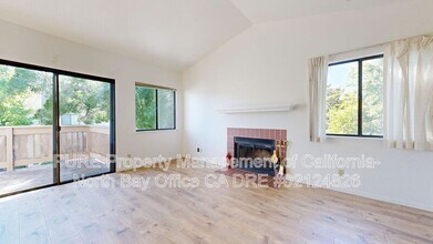 2589 Westberry Dr in Santa Rosa, CA - Building Photo - Building Photo
