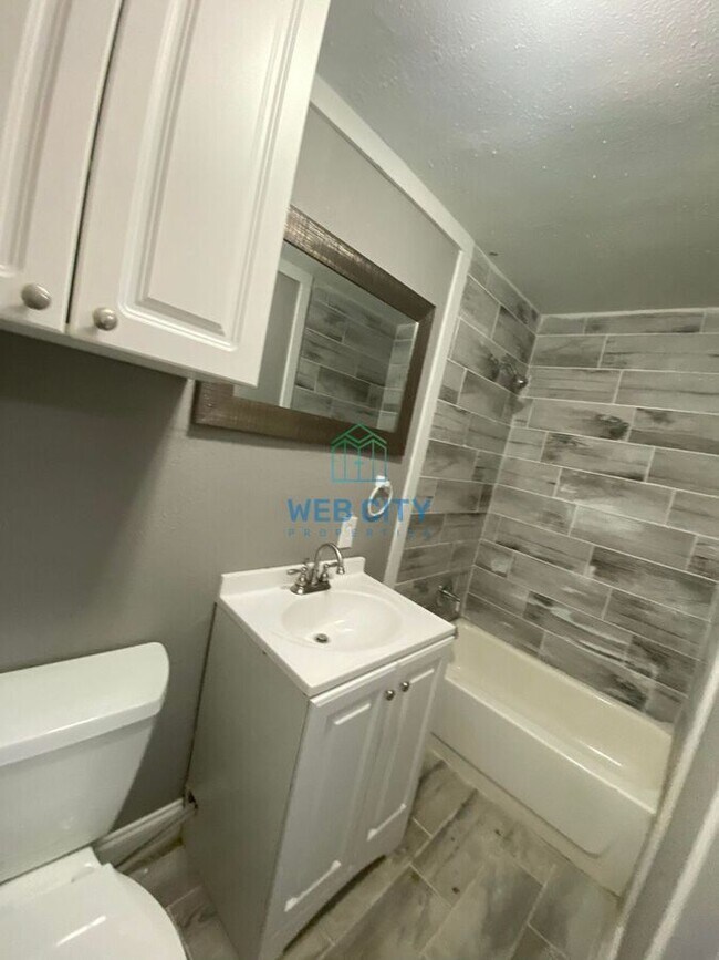 property at 3332 Rutledge St