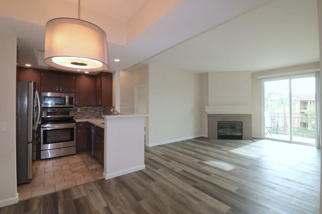 property at 2150 Camino De La Reina