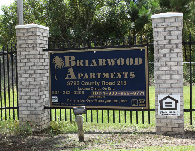 Briarwood Apartments Ph II in Middleburg, FL - Building Photo - Building Photo