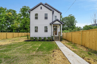 1739 14th Ave N in Nashville, TN - Building Photo