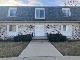 112 S Wisconsin St in Elkhorn, WI - Building Photo