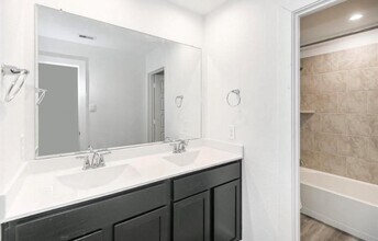 12312 Maria Heights Ct in Houston, TX - Building Photo - Building Photo