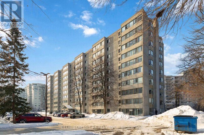 570 Proudfoot Ln in London, ON - Building Photo - Building Photo