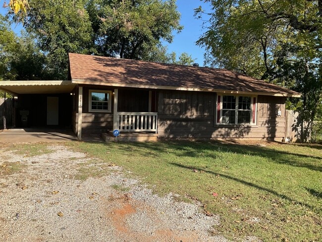 property at 112 Grandview Rd