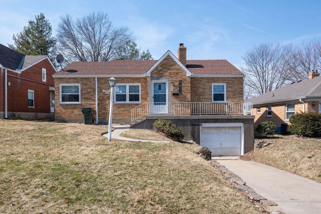 5601 Samver Rd in Cincinnati, OH - Building Photo