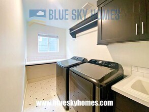 1836 E Knobcone Dr in Meridian, ID - Building Photo - Building Photo