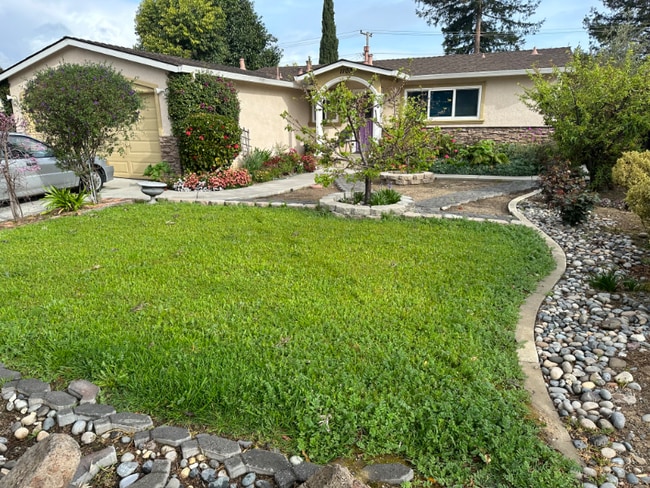 property at 1103 W Latimer Ave