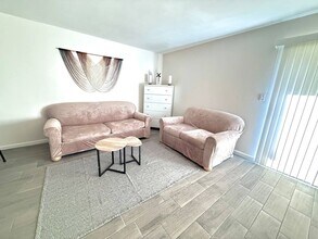 308 Miracle Strip Pkwy SW, Unit 25A in Fort Walton Beach, FL - Building Photo - Building Photo