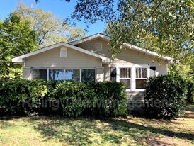 123 Vines Ave in Hueytown, AL - Building Photo