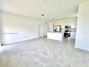 2990 SE 23rd Ave in Homestead, FL - Building Photo - Building Photo