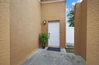 4362 Tyler Cir N in St. Petersburg, FL - Building Photo - Building Photo
