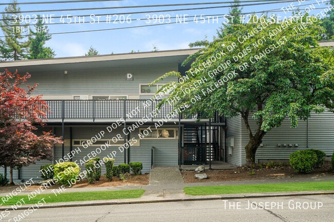 property at 3903 NE 45th St