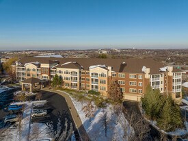 Chateau Ridge Condominiums in Burnsville, MN - Building Photo