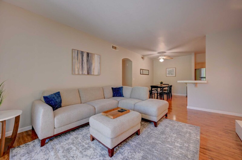 1830 N Buffalo Dr in Las Vegas, NV - Building Photo