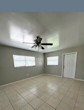 2188 Arden St in Ft. Myers, FL - Foto de edificio - Building Photo