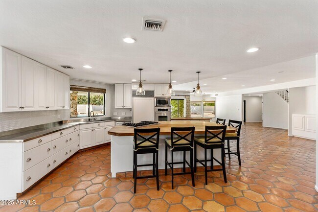 6319 E Mariposa St in Scottsdale, AZ - Building Photo - Building Photo