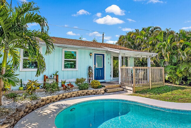 property at 2686 Hinda Rd