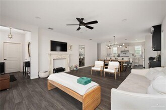 2416 Sonador Trail in Edinburg, TX - Building Photo - Building Photo