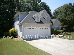 1763 Silver Way in Lithia Springs, GA - Building Photo - Building Photo