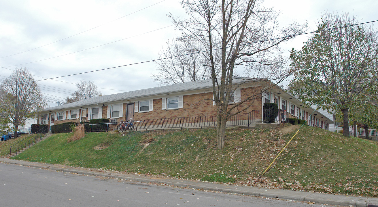 902 Linden Ave in Dayton, OH - Building Photo