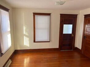 23975 Tracy St in Independence, WI - Foto de edificio - Building Photo