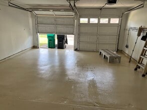 3503 Canterbury Dr in Baytown, TX - Building Photo - Building Photo