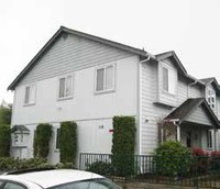 Mountian View Townhomes in Eatonville, WA - Foto de edificio - Building Photo