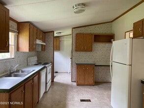 179 Aberdeen Ln in Jacksonville, NC - Building Photo - Building Photo