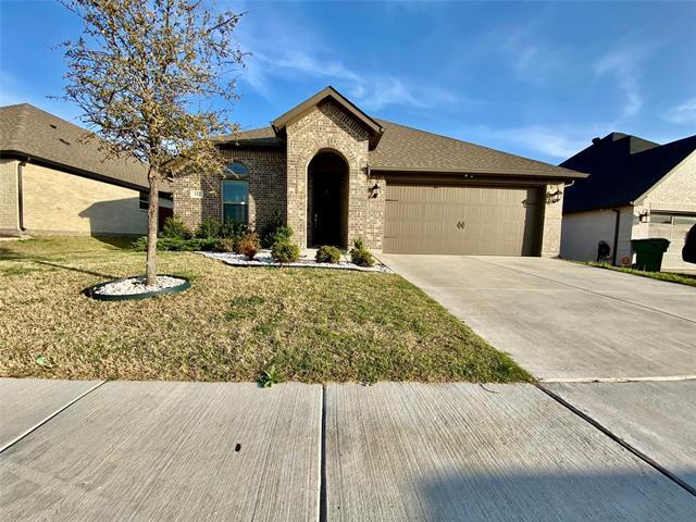 332 Paloma St in Weatherford, TX - Building Photo