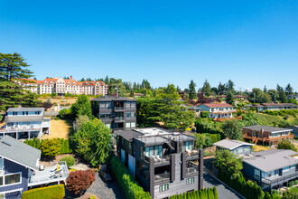 Zenith View Pointe in Des Moines, WA - Building Photo - Building Photo