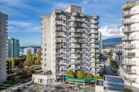 Twin Towers in North Vancouver, BC - Building Photo - Building Photo