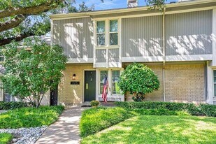 7615 Woodthrush Dr in Dallas, TX - Building Photo