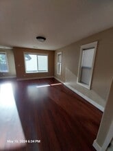 1011 Millwright Ave in McMinnville, OR - Building Photo - Building Photo