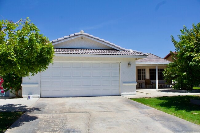 property at 30650 Avenida Del Yermo